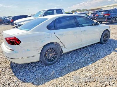 Trzecie zdjęcie samochodu z tyłu: 2019 VOLKSWAGEN PASSAT WOLFSBURG VIN:1VWLA7A32KC006859 - miniatura