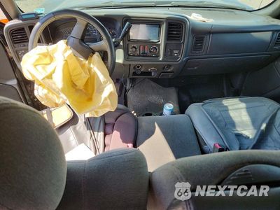 Zdjęcie 8 z 12 samochodu: 2004 CHEVROLET SILVERADO C1500 VIN:2GCEC19V041263956 - miniatura