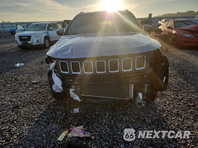 Piąte zdjęcie samochodu w środku: 2019 JEEP COMPASS LATITUDE VIN:3C4NJCBB9KT655024 - miniatura