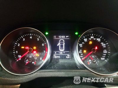 Zdjęcie 9 z 13 samochodu: 2016 VOLKSWAGEN PASSAT SE VIN:1VWBT7A39GC066506 - miniatura