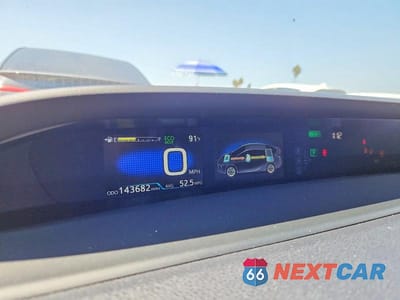 Zdjęcie 9 z 12 samochodu: 2019 TOYOTA PRIUS LE VIN:JTDKARFU4K3101290 - miniatura