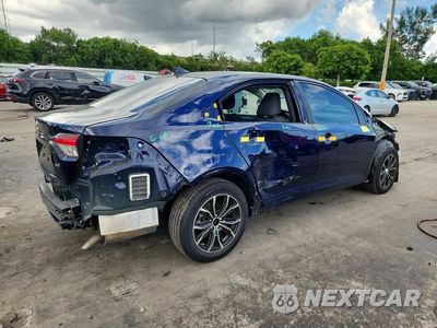 Trzecie zdjęcie samochodu z tyłu: 2021 TOYOTA COROLLA LE VIN:JTDEPMAE0MJ127754 - miniatura