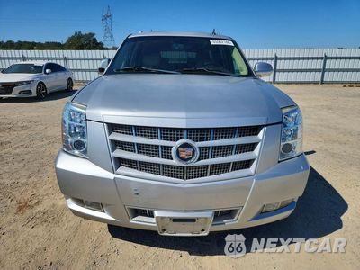 Piąte zdjęcie samochodu w środku: 2013 CADILLAC ESCALADE ESV PREMIUM VIN:1GYS4JEF4DR200598 - miniatura