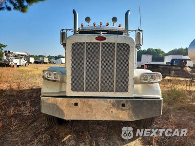 Piąte zdjęcie samochodu w środku: 2019 PETERBILT 389 TRUCK CAB AND CHASSIS VIN:1XPXD49X4KD663284 - miniatura