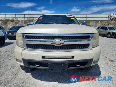 Piąte zdjęcie samochodu w środku: 2011 CHEVROLET SILVERADO K1500 LTZ VIN:3GCPKTE35BG168521 - miniatura