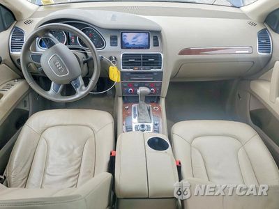Zdjęcie 8 z 14 samochodu: 2012 AUDI Q7 PREMIUM PLUS VIN:WA1LGAFEXCD007370 - miniatura