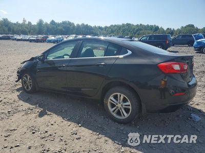 Drugie zdjęcie samochodu z przodu: 2018 CHEVROLET CRUZE LT VIN:1G1BE5SM3J7221570 - miniatura