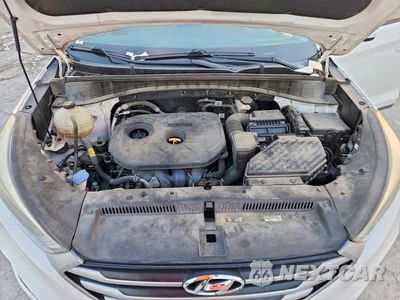Zdjęcie 12 z 13 samochodu: 2018 HYUNDAI TUCSON SEL VIN:KM8J3CA41JU758479 - miniatura