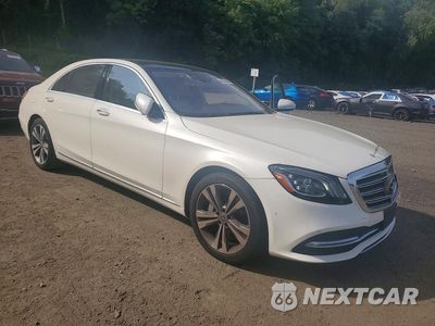 Czwarte zdjęcie samochodu z boku: 2019 MERCEDES-BENZ S 560 4MATIC VIN:WDDUG8GB4KA455942 - miniatura