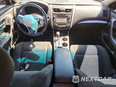 Zdjęcie 8 z 12 samochodu: 2015 NISSAN ALTIMA 2.5 SV VIN:1N4AL3AP5FC570789 - miniatura