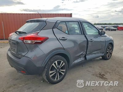 Trzecie zdjęcie samochodu z tyłu: 2019 NISSAN KICKS SV VIN:3N1CP5CU6KL552227 - miniatura