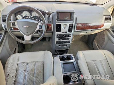 Zdjęcie 8 z 14 samochodu: 2009 CHRYSLER TOWN & COUNTRY TOURING VIN:2A8HR54119R640495 - miniatura