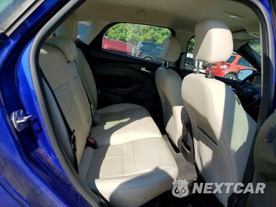 Zdjęcie 10 z 12 samochodu: 2015 FORD FOCUS TITANIUM VIN:1FADP3N20FL369723 - miniatura