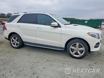 Czwarte zdjęcie samochodu z boku: 2017 MERCEDES-BENZ GLE 350 VIN:4JGDA5JB6HA825165 - miniatura