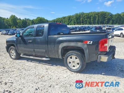 Drugie zdjęcie samochodu z przodu: 2009 CHEVROLET SILVERADO K1500 LT VIN:1GCEK29039Z280309 - miniatura