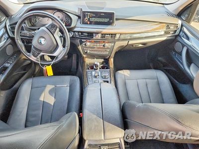Zdjęcie 8 z 13 samochodu: 2015 BMW X5 SDRIVE35I VIN:5UXKR2C50F0H40546 - miniatura