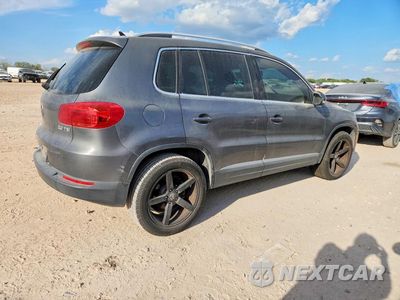 Trzecie zdjęcie samochodu z tyłu: 2012 VOLKSWAGEN TIGUAN S VIN:WVGAV7AX2CW004039 - miniatura