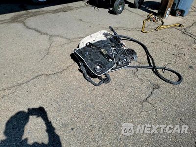 Zdjęcie 12 z 13 samochodu: 2022 MERCEDES-BENZ GLB 250 4MATIC VIN:W1N4M4HB7NW201250 - miniatura