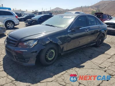 2012 MERCEDES-BENZ C 250 WDDGF4HB3CA651640 - główne zdjęcie licytacji z USA - miniatura