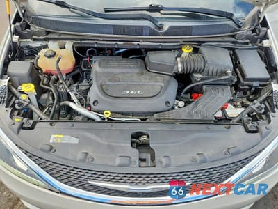 Zdjęcie 12 z 13 samochodu: 2017 CHRYSLER PACIFICA LIMITED VIN:2C4RC1GG1HR741508 - miniatura