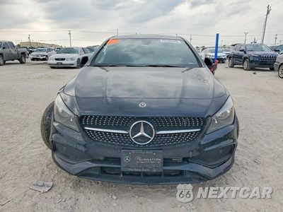 Piąte zdjęcie samochodu w środku: 2019 MERCEDES-BENZ CLA 250 VIN:WDDSJ4EB9KN721162 - miniatura