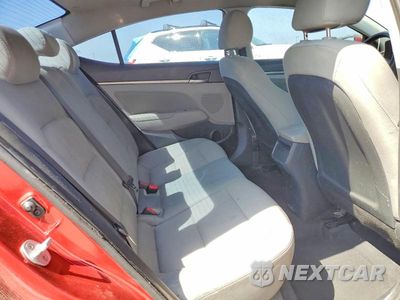 Zdjęcie 10 z 13 samochodu: 2017 HYUNDAI ELANTRA SE VIN:5NPD84LF5HH029025 - miniatura