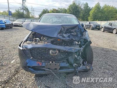 Piąte zdjęcie samochodu w środku: 2025 MAZDA CX-5 PREFERRED VIN:JM3KFBCL1S0541481 - miniatura