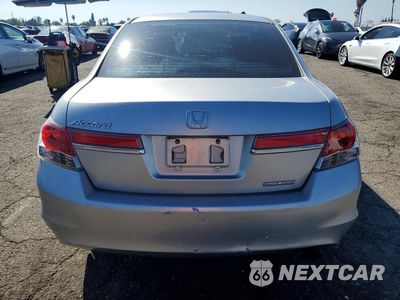 Zdjęcie 6 z 12 samochodu: 2011 HONDA ACCORD SE VIN:1HGCP2F67BA116102 - miniatura