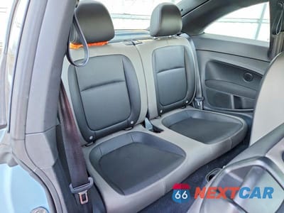Zdjęcie 10 z 12 samochodu: 2015 VOLKSWAGEN BEETLE 1.8T VIN:3VWF17AT9FM640462 - miniatura