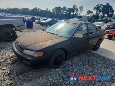 1995 HONDA ACCORD LX 1HGCD5538SA044151 - główne zdjęcie licytacji z USA - miniatura