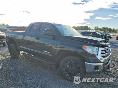 Czwarte zdjęcie samochodu z boku: 2017 TOYOTA TUNDRA SR5 VIN:5TFRM5F11HX122488 - miniatura