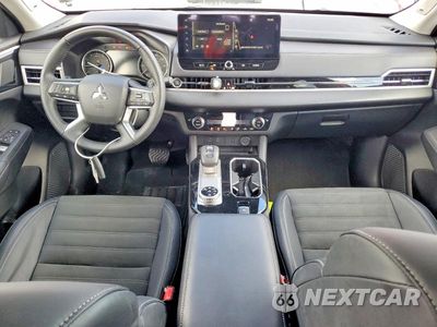 Zdjęcie 8 z 13 samochodu: 2025 MITSUBISHI OUTLANDER SE VIN:JA4J4VA89SZ057557 - miniatura
