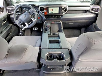 Zdjęcie 8 z 12 samochodu: 2025 TOYOTA TUNDRA SR5 VIN:5TFLA5DB8SX267500 - miniatura