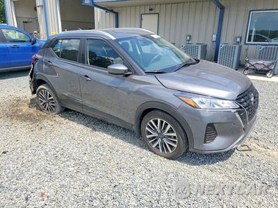 Czwarte zdjęcie samochodu z boku: 2023 NISSAN KICKS SV VIN:3N1CP5CV6PL551353 - miniatura