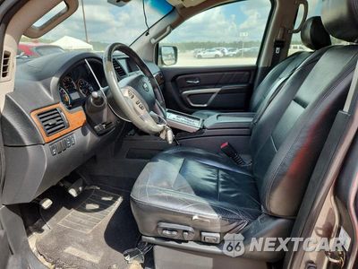 Zdjęcie 7 z 14 samochodu: 2015 NISSAN ARMADA SL VIN:5N1BA0ND0FN615494 - miniatura