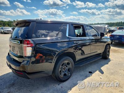 Trzecie zdjęcie samochodu z tyłu: 2022 CHEVROLET TAHOE C1500 VIN:1GNSCLED8NR224477 - miniatura