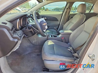 Zdjęcie 7 z 12 samochodu: 2015 CHEVROLET MALIBU LS VIN:1G11B5SL8FF301682 - miniatura