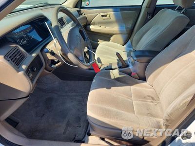 Zdjęcie 7 z 12 samochodu: 2001 TOYOTA CAMRY CE VIN:4T1BG22K61U870906 - miniatura