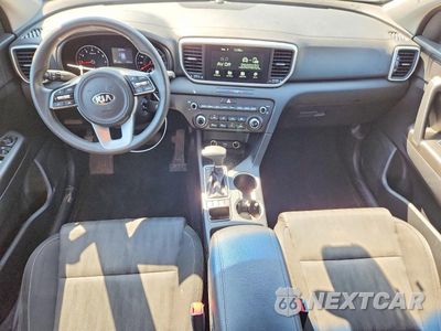 Zdjęcie 8 z 13 samochodu: 2021 KIA SPORTAGE LX VIN:KNDPMCAC4M7939727 - miniatura