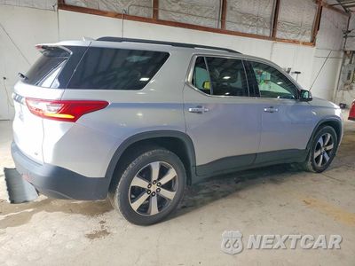 Trzecie zdjęcie samochodu z tyłu: 2019 CHEVROLET TRAVERSE LT VIN:1GNEVHKW0KJ174405 - miniatura