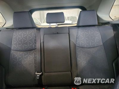 Zdjęcie 10 z 13 samochodu: 2019 TOYOTA RAV4 HYBRID XLE VIN:JTMRWRFV2KD036197 - miniatura