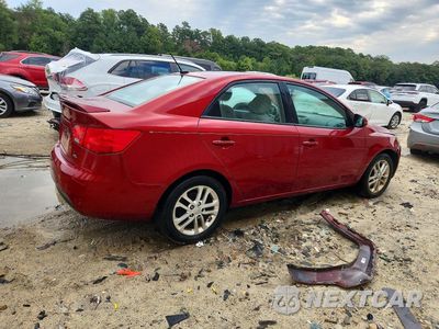 Trzecie zdjęcie samochodu z tyłu: 2011 KIA FORTE EX VIN:KNAFU4A29B5397295 - miniatura
