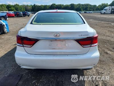 Zdjęcie 6 z 12 samochodu: 2017 LEXUS LS 460 VIN:JTHBL5EFXH5143920 - miniatura