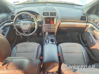 Zdjęcie 8 z 14 samochodu: 2017 FORD EXPLORER XLT VIN:1FM5K7D88HGE37042 - miniatura