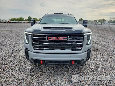 Piąte zdjęcie samochodu w środku: 2025 GMC SIERRA K2500 AT4 VIN:1GT4UPEY8SF164013 - miniatura
