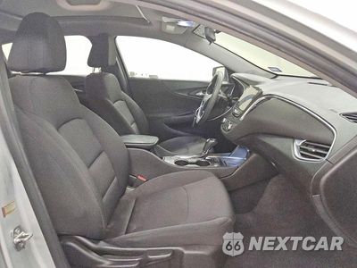 Zdjęcie 13 z 13 samochodu: 2019 CHEVROLET MALIBU LT VIN:1G1ZD5ST1KF134332 - miniatura