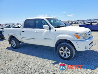 Czwarte zdjęcie samochodu z boku: 2005 TOYOTA TUNDRA DOUBLE CAB LIMITED VIN:5TBET38165S494793 - miniatura