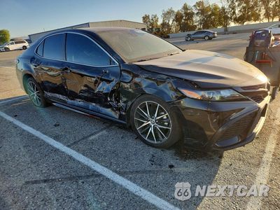 Czwarte zdjęcie samochodu z boku: 2024 TOYOTA CAMRY SE VIN:4T1G11AK4RU857537 - miniatura
