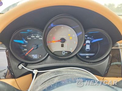 Zdjęcie 9 z 13 samochodu: 2015 PORSCHE MACAN S VIN:WP1AB2A58FLB74277 - miniatura