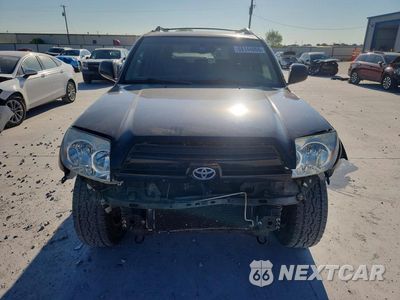 Piąte zdjęcie samochodu w środku: 2005 TOYOTA 4RUNNER LIMITED VIN:JTEBU17R550075982 - miniatura